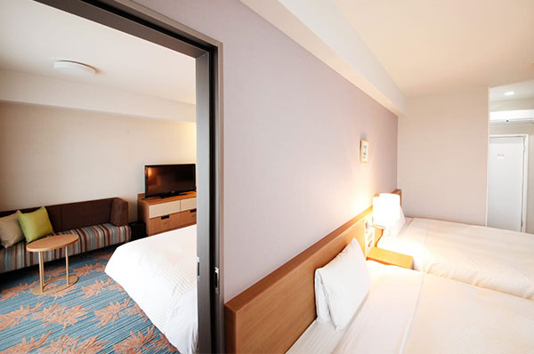 コネクティングルーム